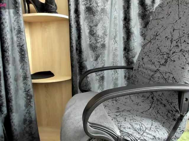-Squirrel live cam on BongaCams