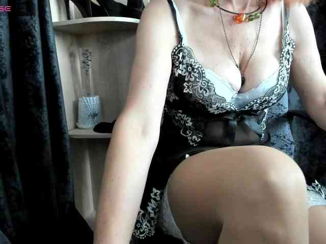 Squirrel-on-the-Bong webcam