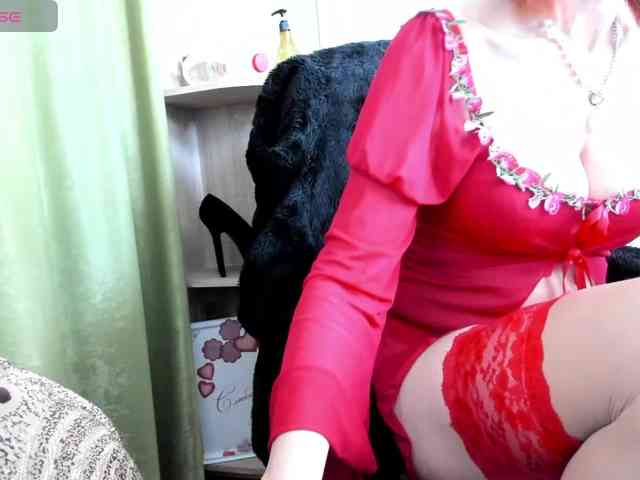 Squirrel-on-the-Bong webcam