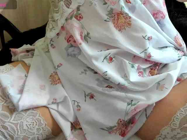 Squirrel-on-the-Bong webcam