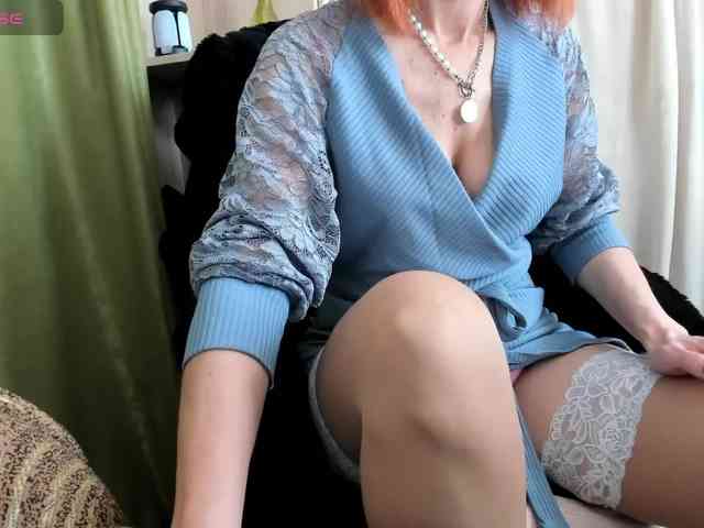 Squirrel-on-the-Bong