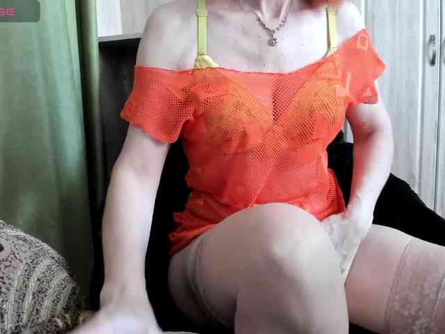 Squirrel-on-the-Bong