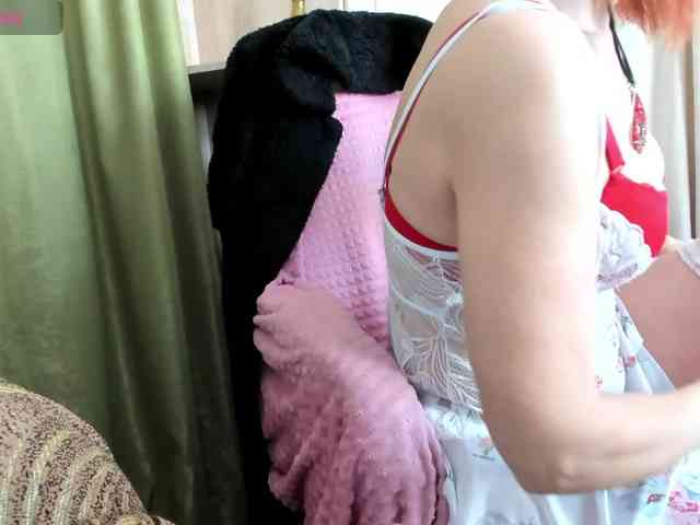 Squirrel-on-the-Bong