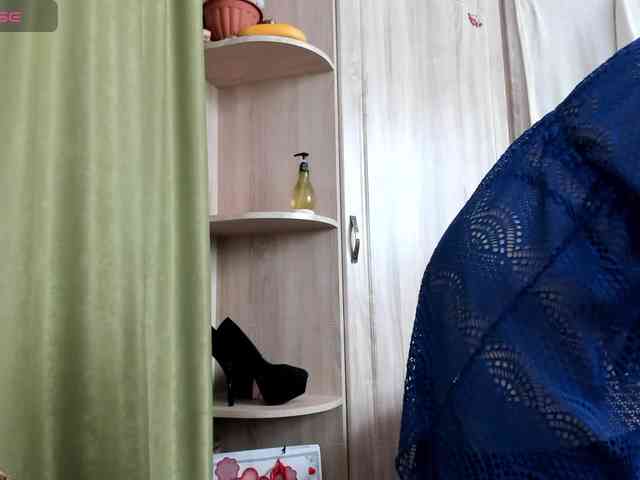 Squirrel-on-the-Bong webcam