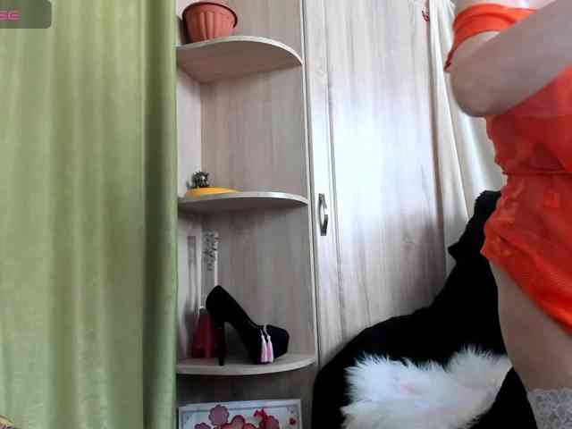 Squirrel-on-the-Bong webcam