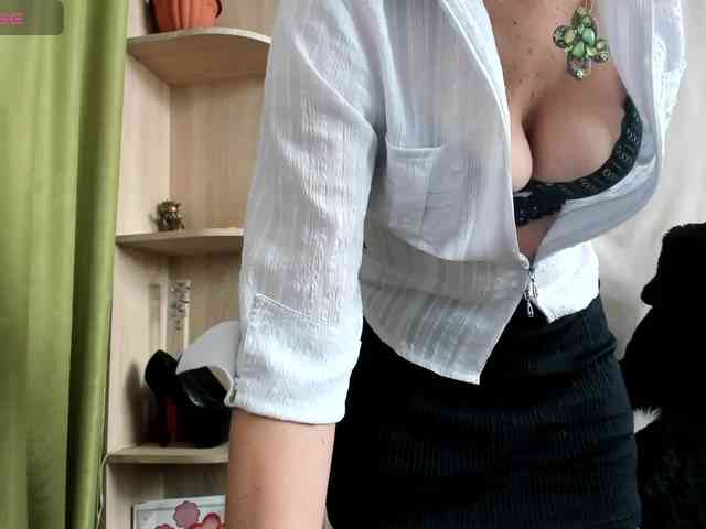 Squirrel-on-the-Bong webcam