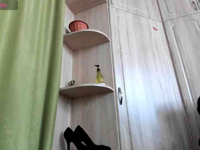 Squirrel-on-the-Bong webcam