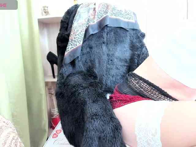 Squirrel-on-the-Bong webcam