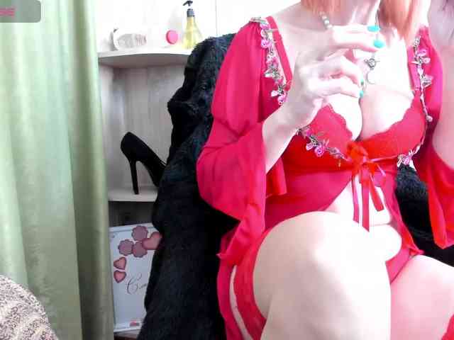 Squirrel-on-the-Bong webcam