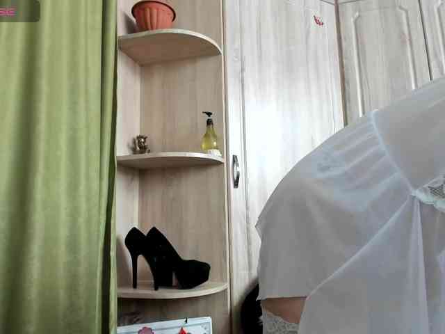 Squirrel-on-the-Bong webcam