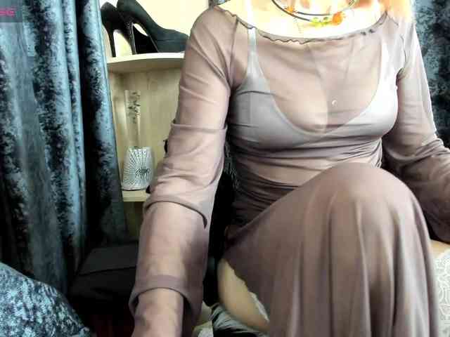 Squirrel-on-the-Bong webcam