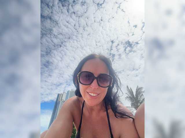 Janochka666 live cam on BongaCams