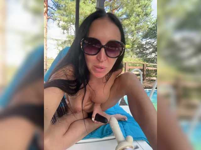 Janochka666 live cam on BongaCams