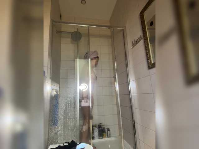 Janochka666 live cam on BongaCams