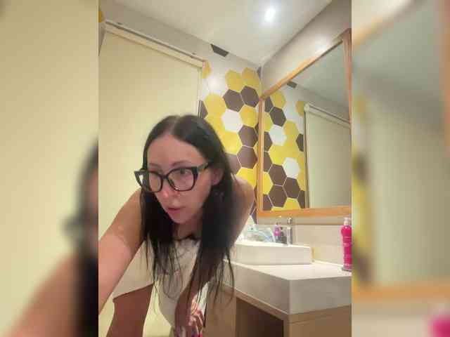 Janochka666 webcam