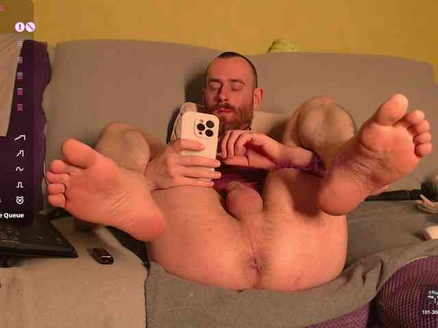 LuxHoneyBun Sex Cam Show