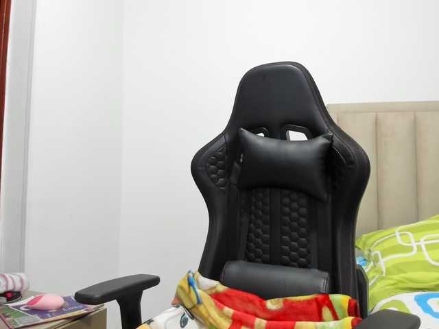 ChloeMiller69 live cam on BongaCams