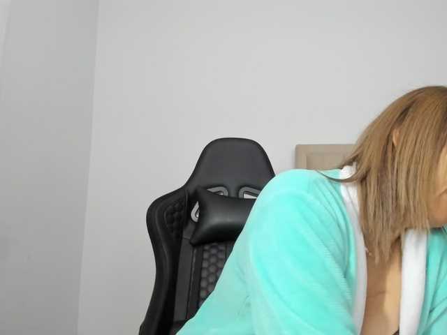 ChloeMiller69 live cam on BongaCams