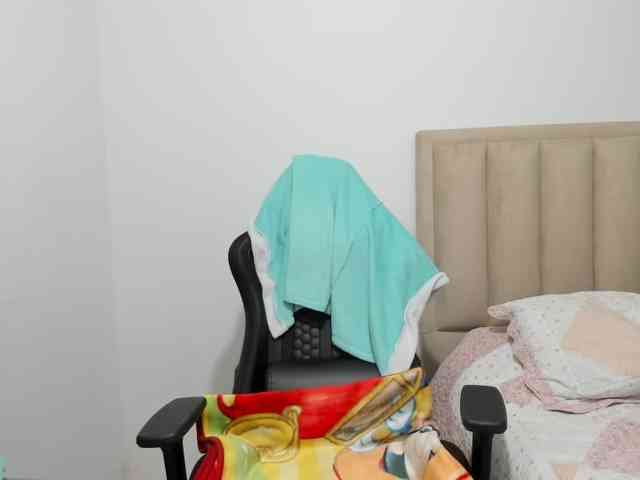 ChloeMiller69 webcam
