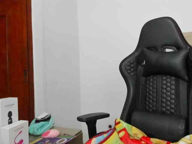 ChloeMiller69 webcam
