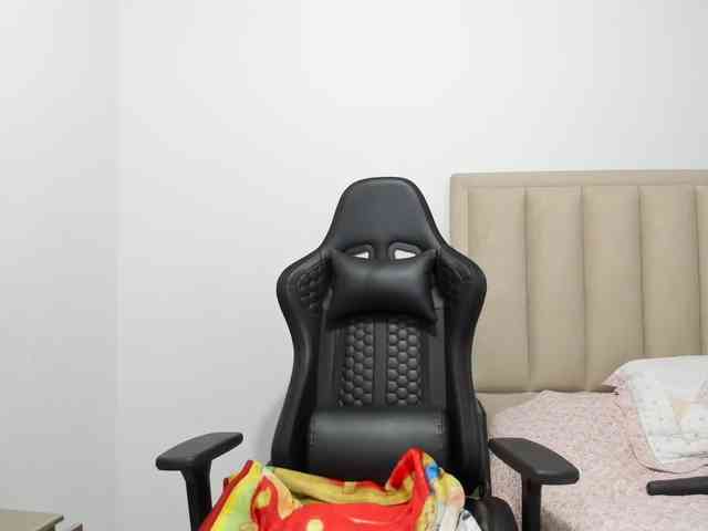 ChloeMiller69 webcam