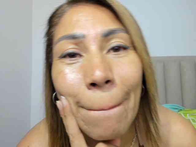 ChloeMiller69 webcam