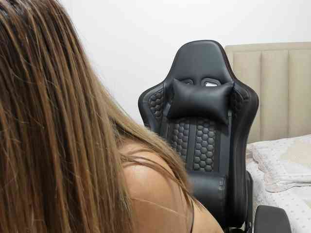 ChloeMiller69 webcam