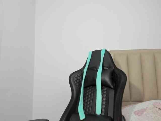 ChloeMiller69 webcam