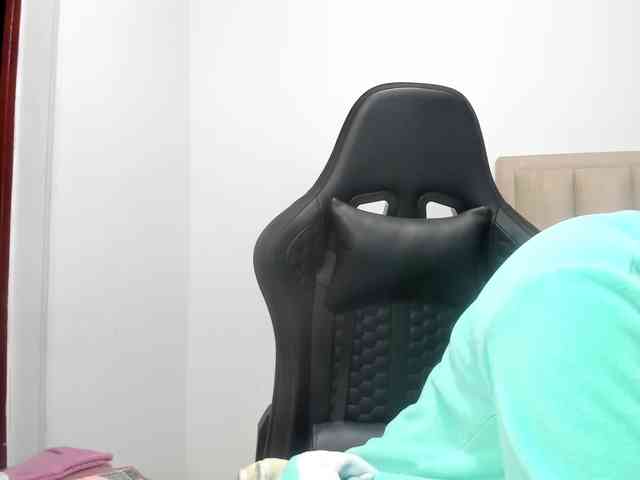 ChloeMiller69 webcam