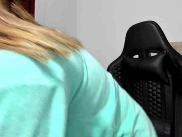 ChloeMiller69 webcam