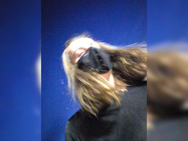 Angelia22 live webcam show