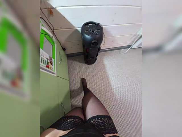 Angelia22 live cam on BongaCams