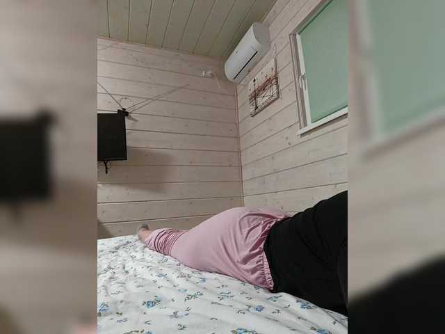 Angelia22 live cam on BongaCams