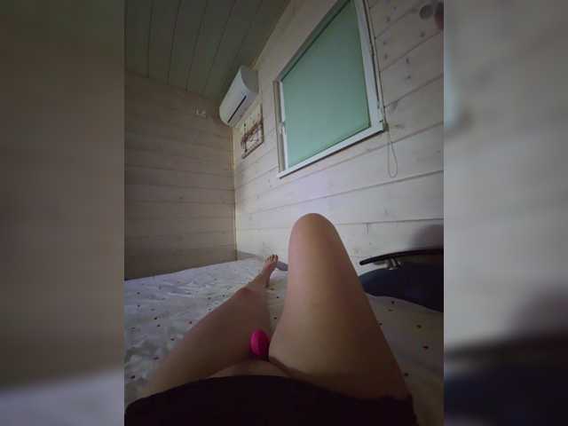 Angelia22 live cam on BongaCams