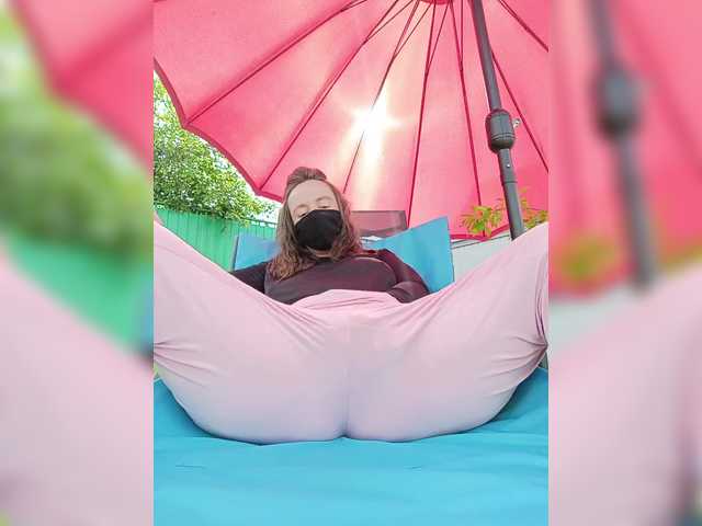 Angelia22 live cam on BongaCams