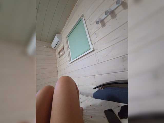 Angelia22 live cam on BongaCams