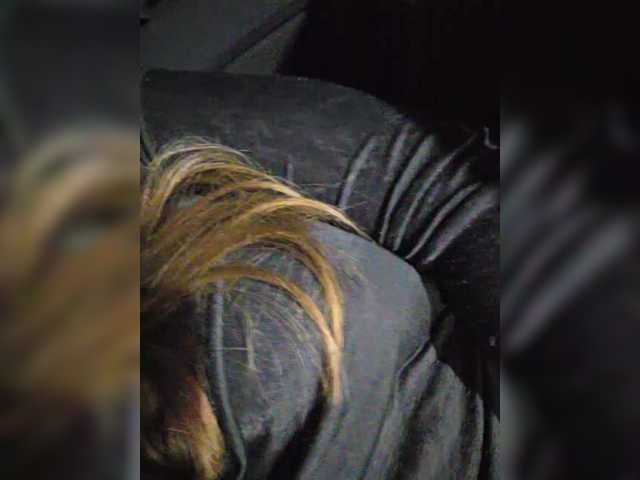Angelia22 live cam on BongaCams