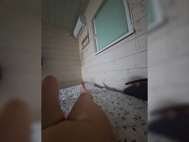 Angelia22 live cam on BongaCams