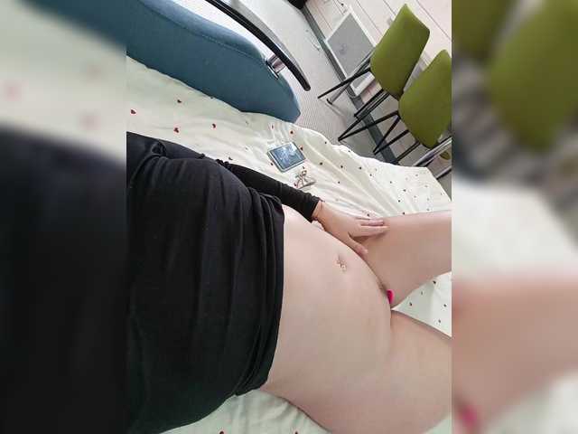 Angelia22 live cam on BongaCams
