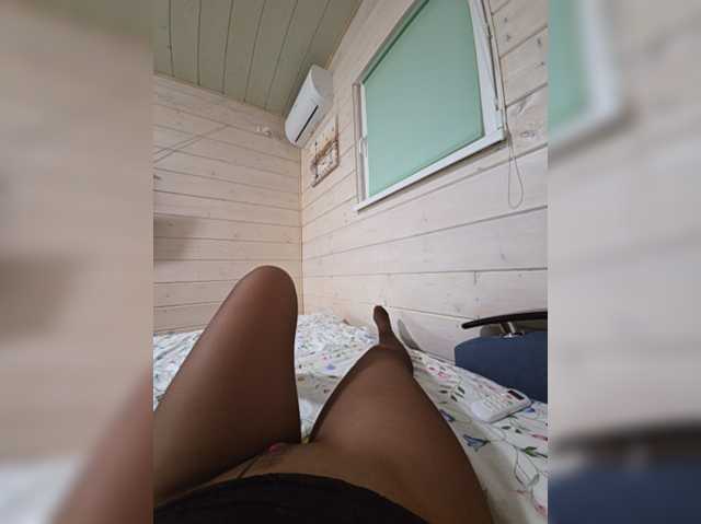 Angelia22 live cam on BongaCams