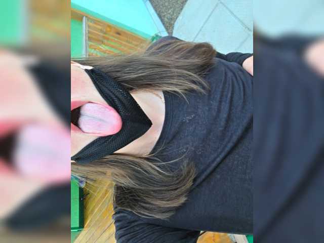 Angelia22 live cam on BongaCams