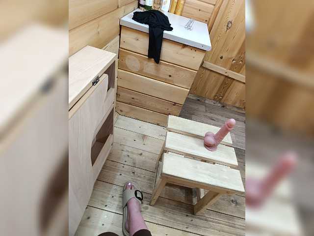 Angelia22 live cam on BongaCams