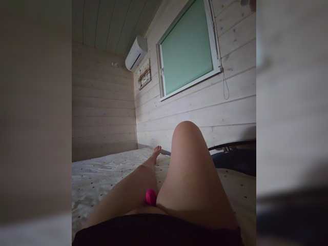 Angelia22 live cam