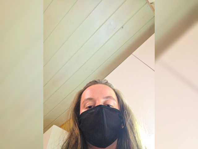 Angelia22 live cam on BongaCams