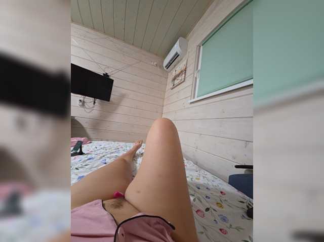 Angelia22 live cam on BongaCams
