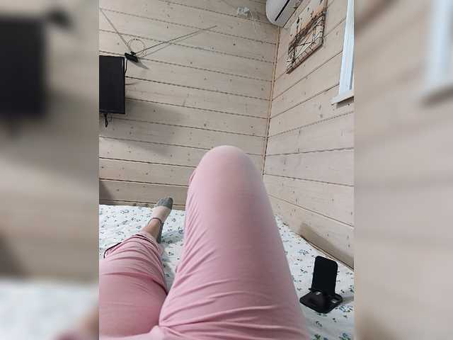 Angelia22 live cam on BongaCams
