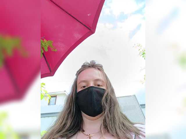 Angelia22 live cam on BongaCams