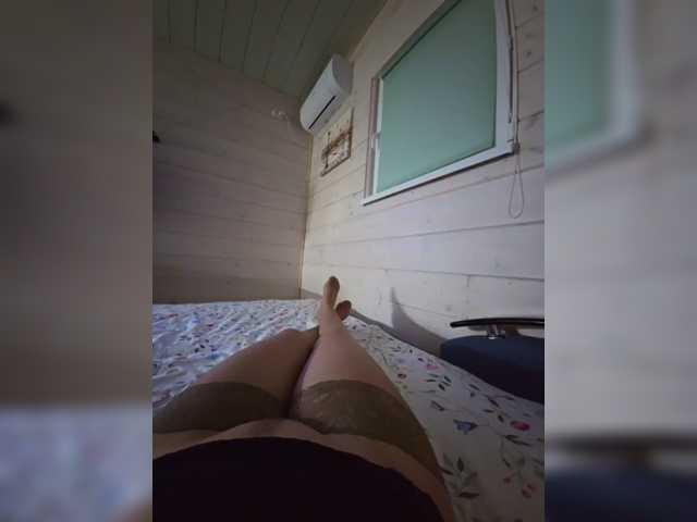 Angelia22 live cam on BongaCams