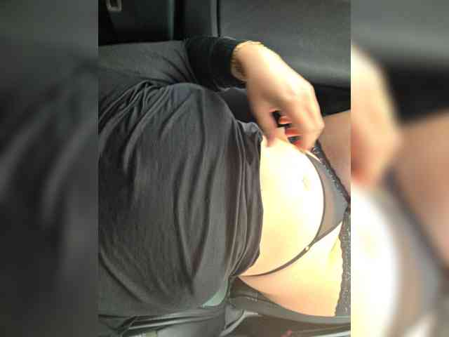 Angelia22 webcam