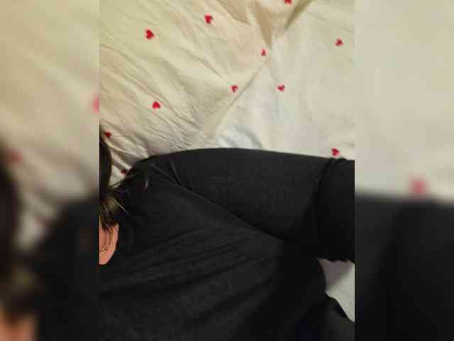 Angelia22 webcam